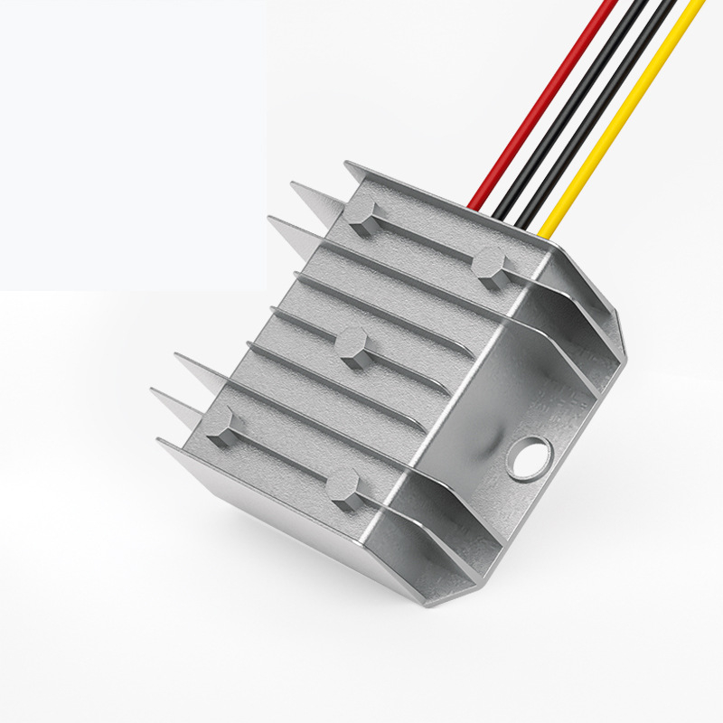CoreEast DC-DC keitiklis: įvestis 20–72V, išvestis 12V, iki 60A, IP67 atsparus vandeniui, 95% efektyvumas, perjungimo maitinimo šaltinis