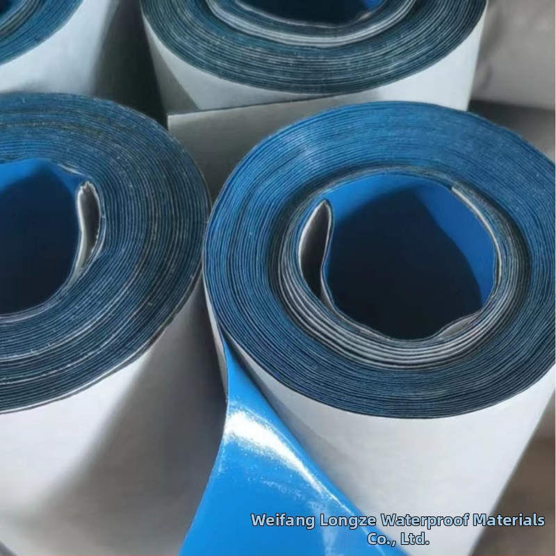 Самозалепваща водоустойчива мембрана за покриви от термопластичен полиолефин — слоеста ролкова плоча, полимерно ядро, водоустойчива и влагоустойчива.