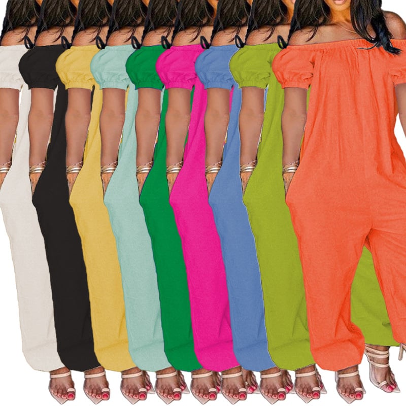 Egyszínű overál buborékos ujakkal, lazán szabott derékkal, egyenes szárú nadrág, poliészter-spandex keverék