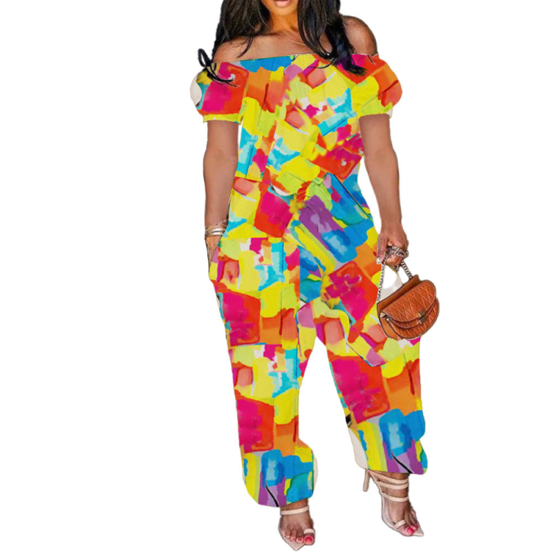 Egyszínű overál buborékos ujakkal, lazán szabott derékkal, egyenes szárú nadrág, poliészter-spandex keverék