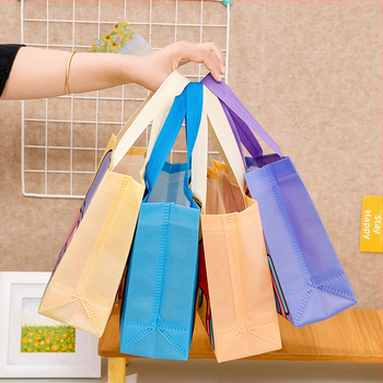 Детска подаръчна чанта за сувенири, карикатурен стил, Материал 27161, Марка Hangsu, Процес UV и ламинирана повърхност