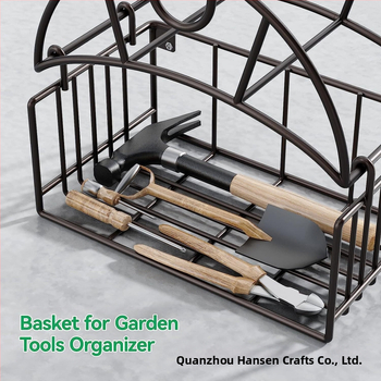 Vasból készült kerti tömlő tartó kosárral – nehéz használatra, asztali tárolás (Iron, Desktop storage, Hansen, 2023)