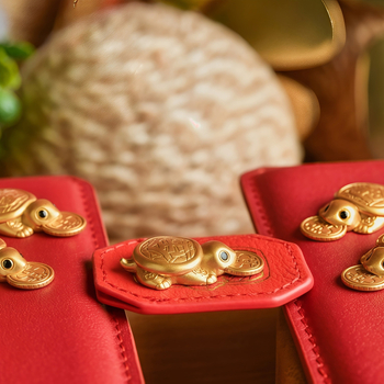 Κρεμαστό διακοσμητικό από PU δέρμα με εκτύπωση – μάρκα Hoshino, Άνοιξη 2025, Νέο Κινέζικο στυλ