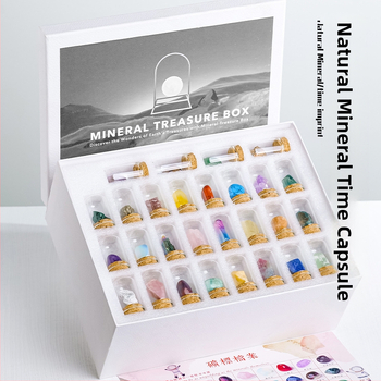 Σετ γεωμετρικά διακοσμητικά από κρυστάλλους – δείγματα ορυκτών κρυστάλλων, συσκευασία σε χαρτοκιβώτιο, μοντέρνο μινιμαλιστικό στυλ