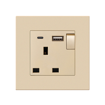 Британски стандарт 86-тип скрит стенен контакт с USB-C 18W бързо зареждане, 13A, CE сертифициран, 250V