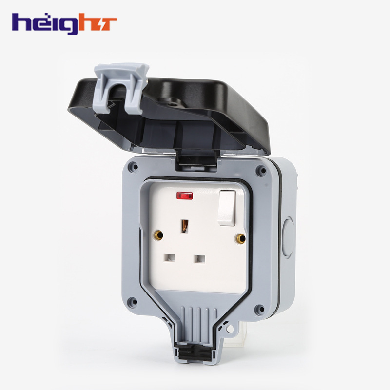 Външна водоустойчива розетка, Британски стандарт, IP66, монтирана на стена, 220V 13A