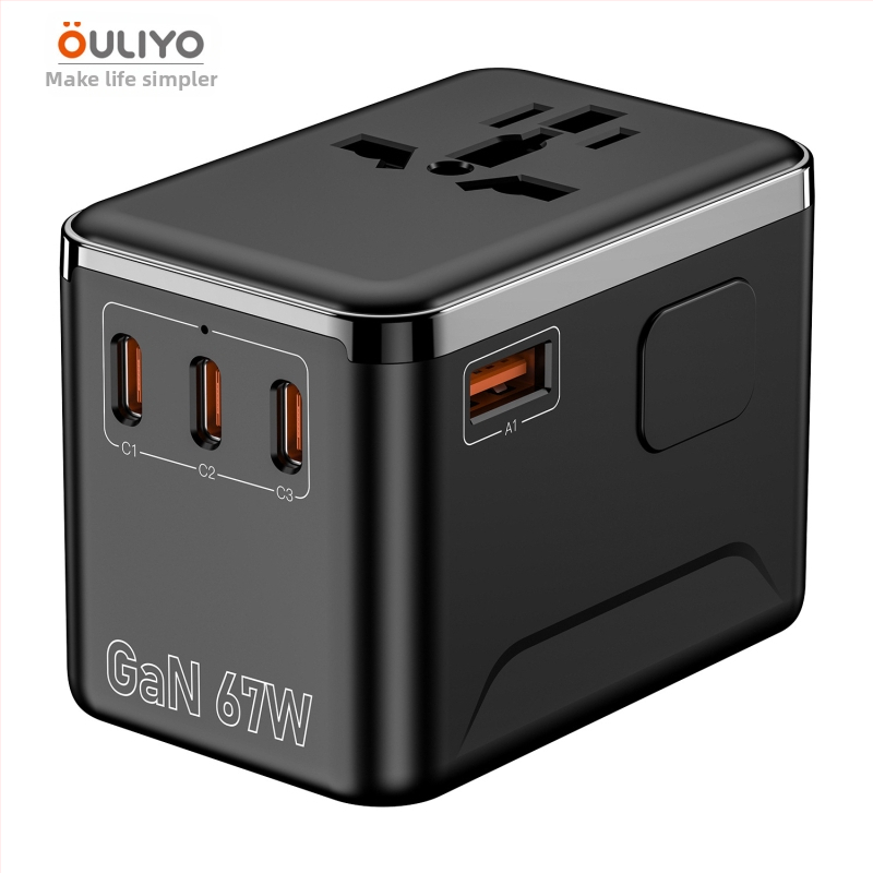 GaN greito įkrovimo 67W kelioninis įkroviklis su konvertuojančia kištuke ir USB kelių uostų