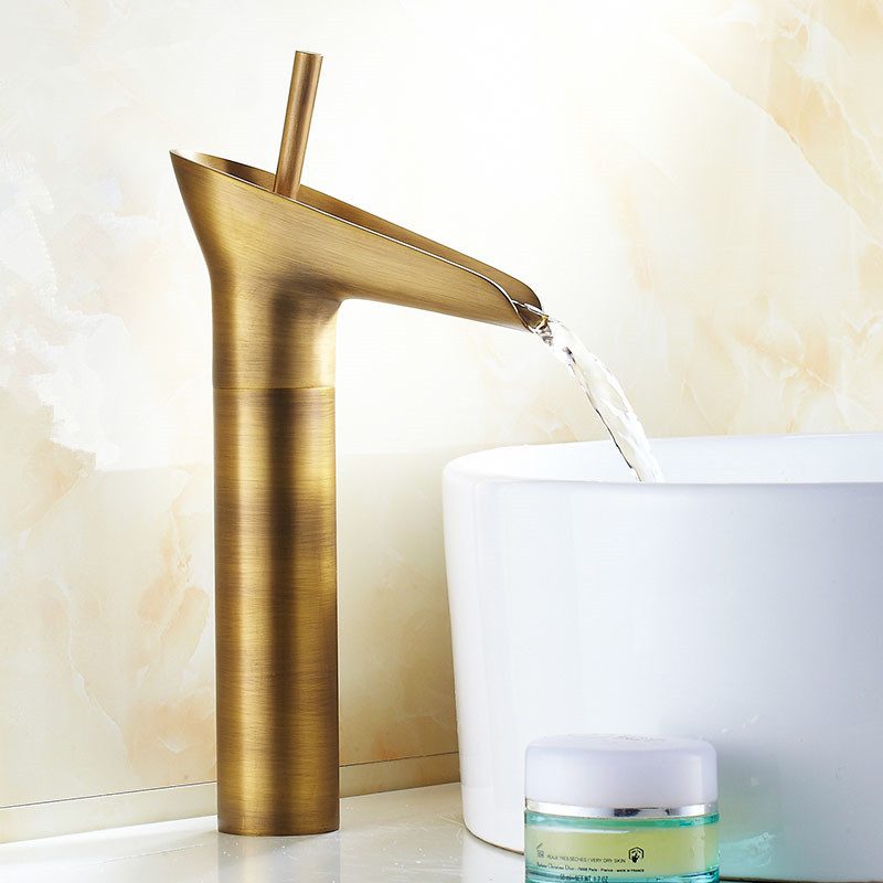 Varinis praustuvo čiaupas su keraminių disko vožtuvu, kilnojimo valdymas, karštas ir šaltas vanduo, montavimas sėdint, įvadas/išvestis M10, antikinis paviršius