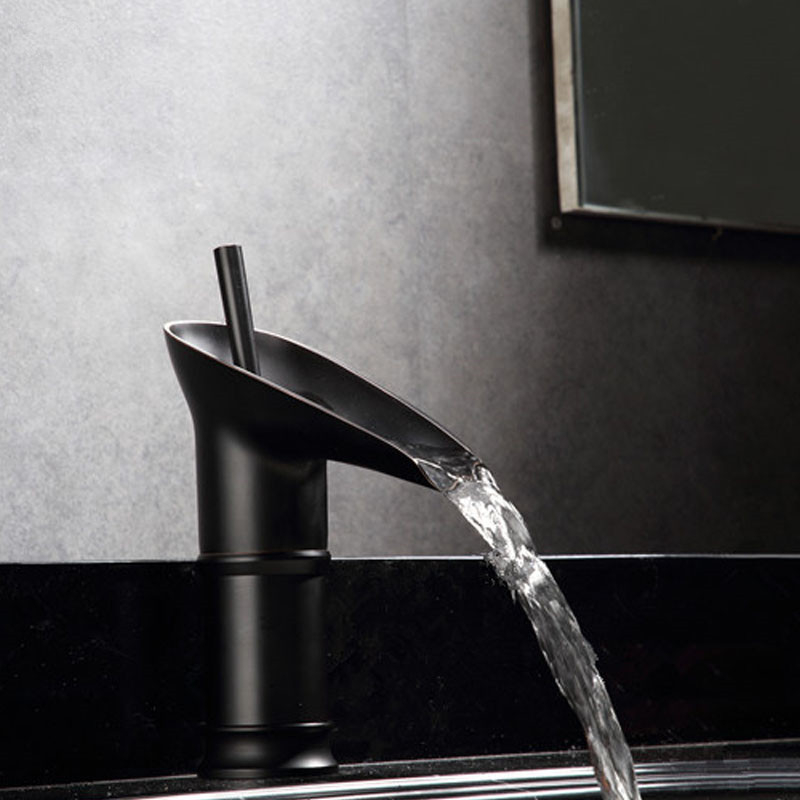 Varinis praustuvo čiaupas su keraminių disko vožtuvu, kilnojimo valdymas, karštas ir šaltas vanduo, montavimas sėdint, įvadas/išvestis M10, antikinis paviršius