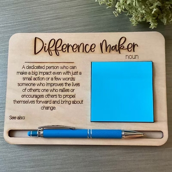 Boxwood основа за бележки — дървена занаятчийска висулка, модерен минималистичен стил, марка Super