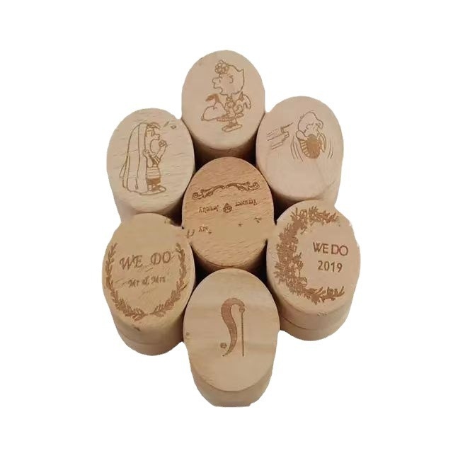 Bükkfa anyagú kör alakú asztali tároló doboz fedéllel, 1 literes kapacitás, modern stílus