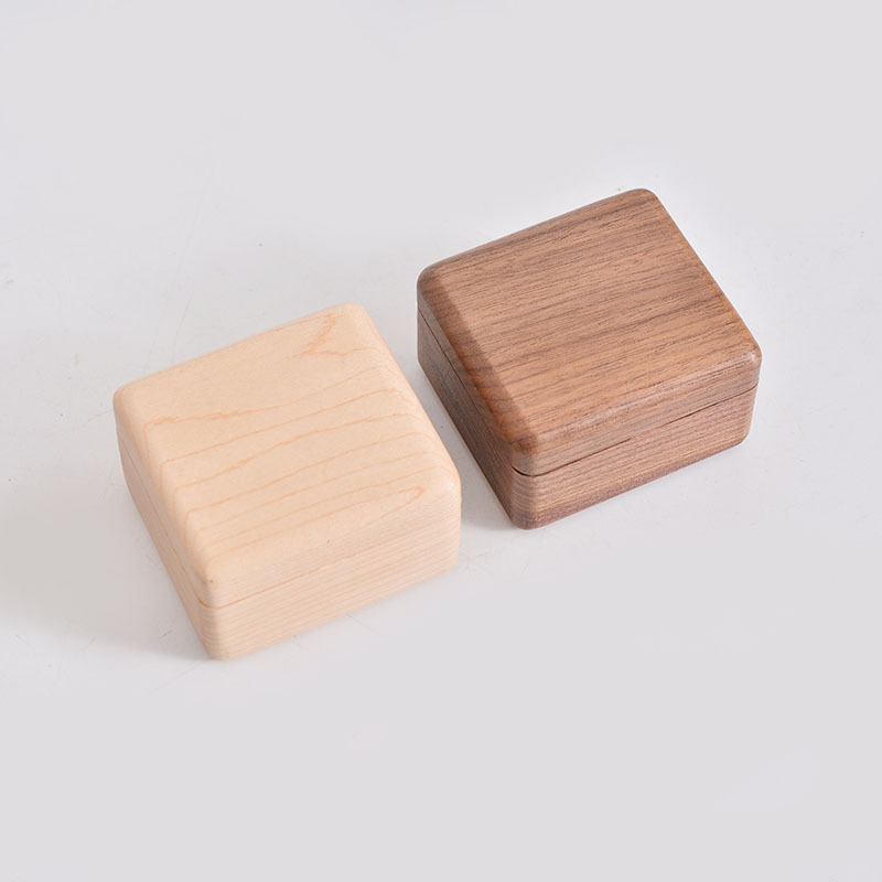 Glazbena kutija od masivnog drva s javorovim mehanizmom, moderni minimalistički stil, stolni ukras
