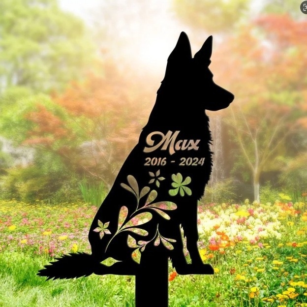 Кучешки градински силует - метална земна стойка; Материал: Друг; Стил: Друг; Вид закрепване: Земно