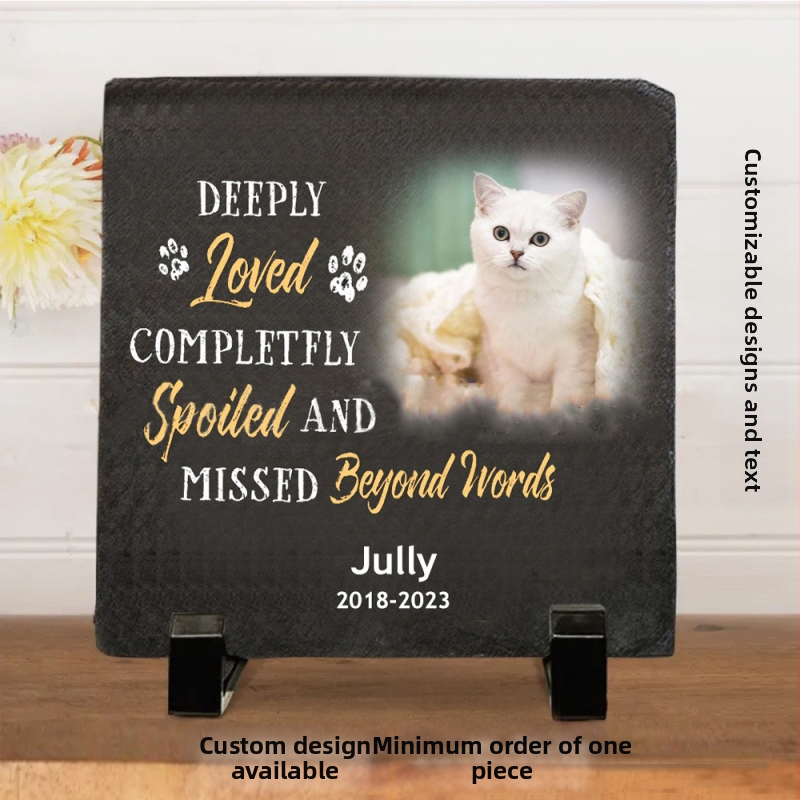 Сърцевиден камънен сувенир за спомен от рождения ден на домашния любимец, персонализиран печат