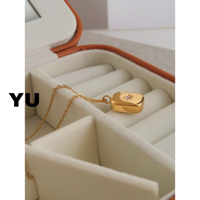 Геометрична огърлица от титаново стомано с висулка от титаново стомано, покритие с 18K злато, стил на веригата 20213, унисекс