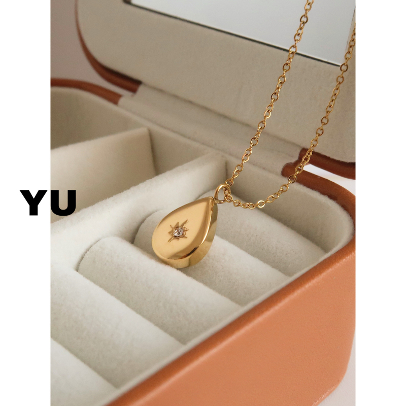 Геометрична огърлица от титаново стомано с висулка от титаново стомано, покритие с 18K злато, стил на веригата 20213, унисекс