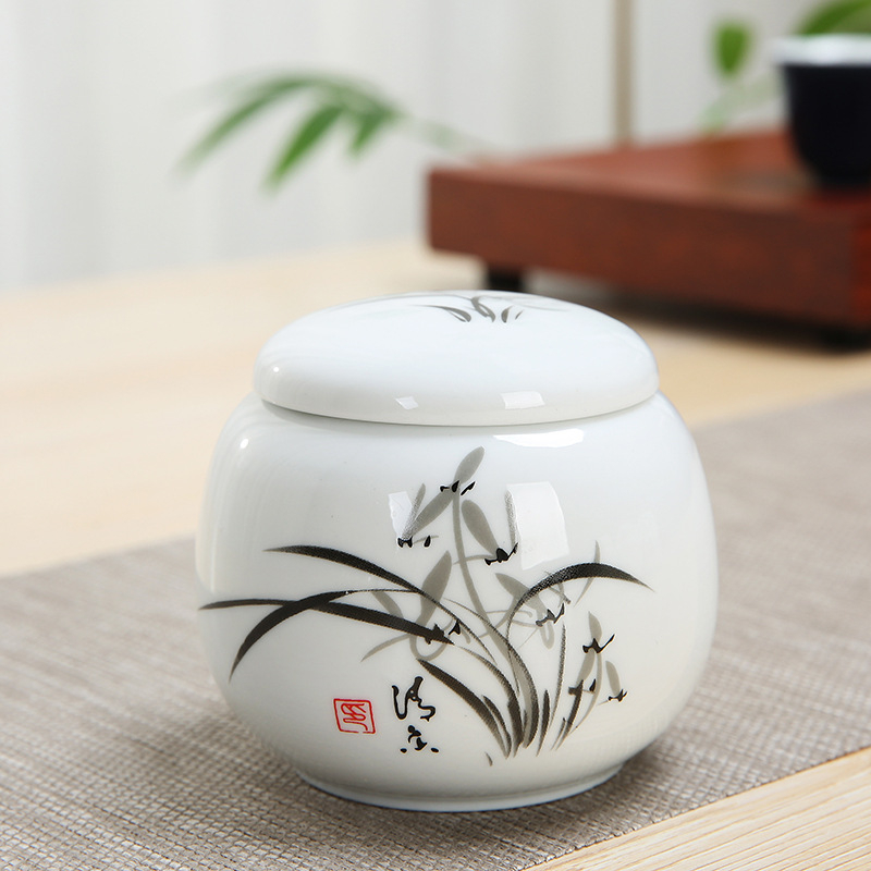 Keraminis kosmetikos sandarus indelis kremams, pudroms ir lūpoms — matinė glazūra, logotipo pritaikymas