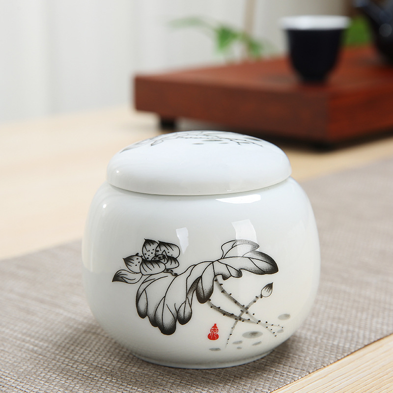 Keraminis kosmetikos sandarus indelis kremams, pudroms ir lūpoms — matinė glazūra, logotipo pritaikymas