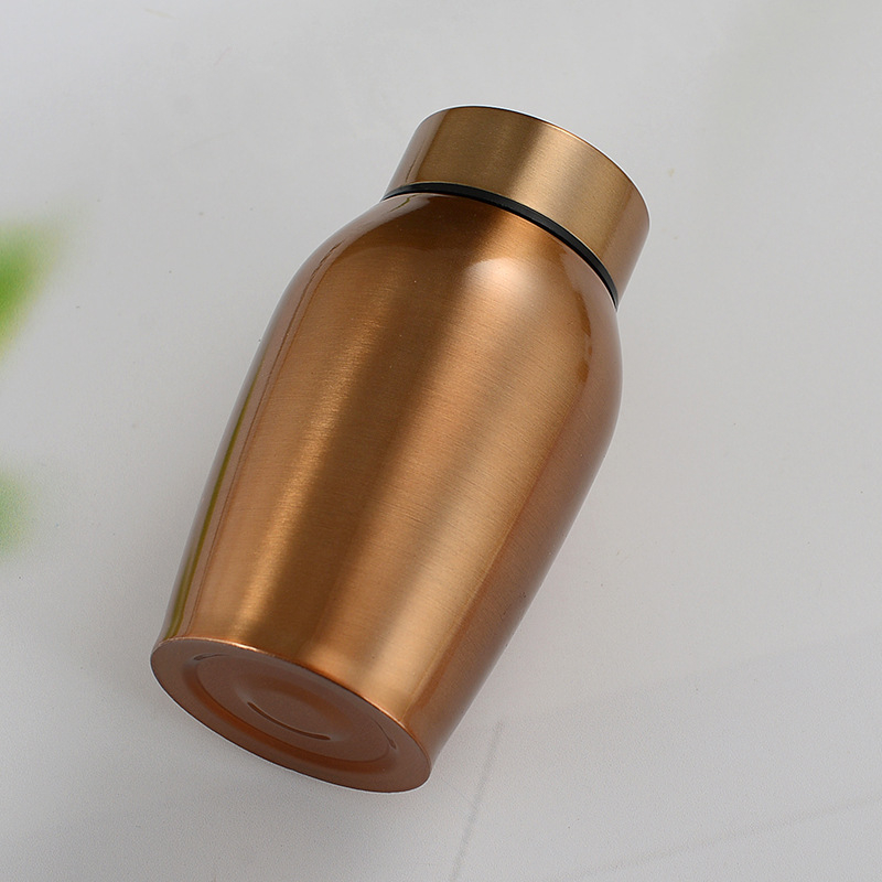 Nešiojamas uždaromas metalo arbatos indas kempingams ir kelionėms — lengvas prabangos stilius, nerūdijantis plienas, dažytas paviršius, logotipo spausdinimas galimas