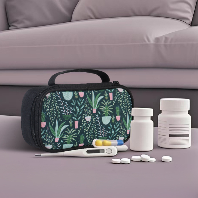 Автомобилна спешна медицинска чанта с персонализиран дизайн; полиестер, подплата от алуминиево фолио, лека, антибактериална