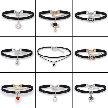 Sui Jue геωμετρικό chok­er κολιέ με αλυσίδα από κράμα σε στυλ Korean Rope και κρυστάλλινο pendant