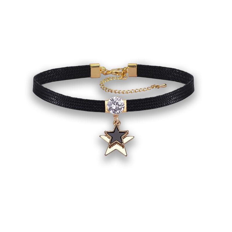 Sui Jue геометрична чокър огърлица със сплавна верижка Korean Rope и кристална висулка