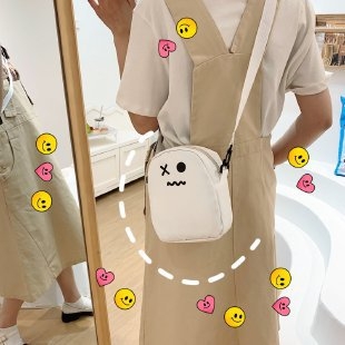 Crossbody чанта за жени с мультяшен мотив, корейски и японски стил, PU кожа, цип закопчаване, подплата от найлон, вертикална квадратна форма, триизмерен външен вид, пролет 2023