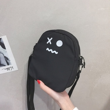 Crossbody чанта за жени с мультяшен мотив, корейски и японски стил, PU кожа, цип закопчаване, подплата от найлон, вертикална квадратна форма, триизмерен външен вид, пролет 2023