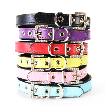 Kutyanyakör PU bőrből, rajzfilmszerű stílus, gyémánt csat, készleten