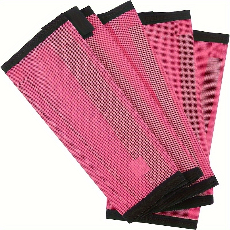 Защитно покритие за крак на кон при травма със мрежест материал и противоударна лента