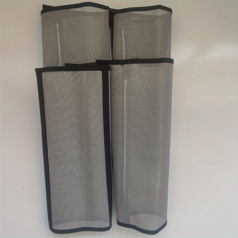 Защитно покритие за крак на кон при травма със мрежест материал и противоударна лента