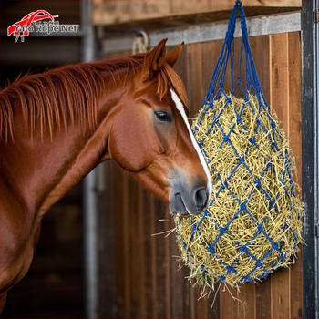 Мрежеста чанта за сено за бавно хранене с дръжка – подходяща за коне, крави, овце и алпака (Произход: Шандонг)