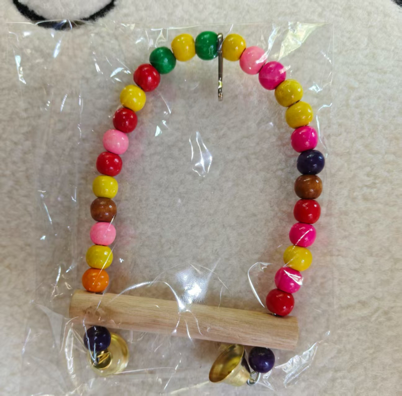 Madárfa hintázó és mászó létra játék — Anyag: Fa; Márka: Xingxingwen; Termékkód: Al63; Alkalmas: Madár