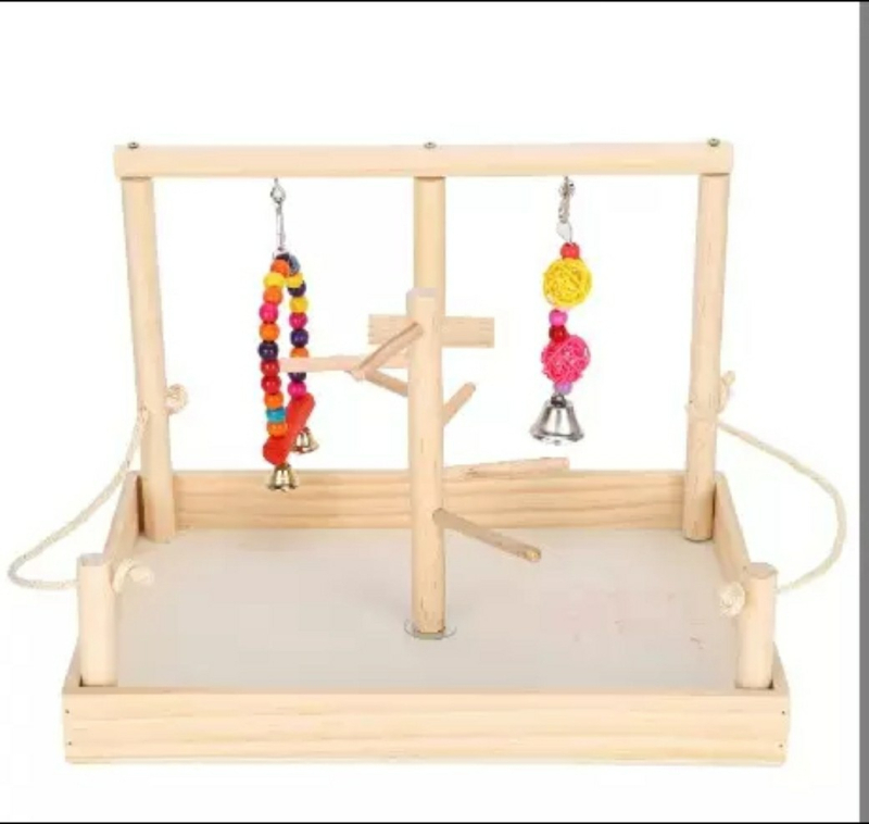 Стойка за папагал от масивно дърво