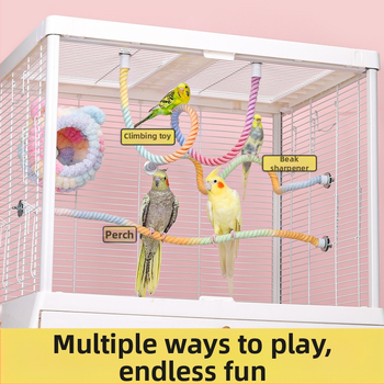 Παιχνίδι παπαγάλων με σχοινί αναρρίχησης, δακτυλίδι‑κούνηση, σκάλες δαγκώματος και βάση‑περσίχ; Υλικά: πολυεστέρας‑βαμβάκι, PP πλαστικό, γαλβανισμένα μεταλλικά εξαρτήματα, πυρήνας από χαμηλού άνθρακα χάλυβα