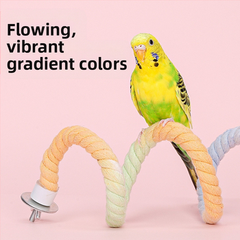 Παιχνίδι παπαγάλων με σχοινί αναρρίχησης, δακτυλίδι‑κούνηση, σκάλες δαγκώματος και βάση‑περσίχ; Υλικά: πολυεστέρας‑βαμβάκι, PP πλαστικό, γαλβανισμένα μεταλλικά εξαρτήματα, πυρήνας από χαμηλού άνθρακα χάλυβα