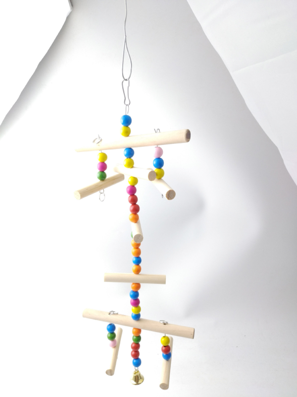 Стойка за папагали с дървена дъвчаща играчка и катереща стълба, дървен висящ аксесоар за клетка