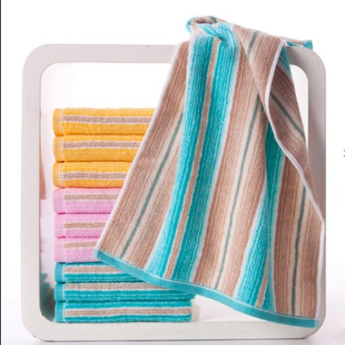 Medvilninis veido rankšluostis, satino audinys, 32s siūlai, svoris 95 g, sugėrimo laikas 5–10 s