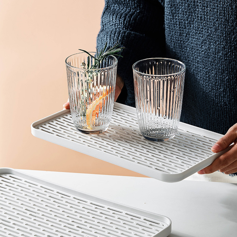 Dvigubo sluoksnio plastikinė padėklas su drenažu, stačiakampis puodelių laikiklis ir arbatos laikymas — šiaurietiškas paprastas stilius