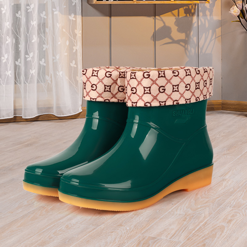 Moteriški lietaus batai su fleece įdaila, žemas batų aukštis, plastikinė viršutinė dalis, atsparūs vandeniui ir neslystantys, pavasariui ir rudeniui