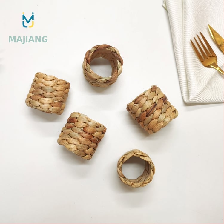 Ринг за салфетка, ръчно плетен от Hu Lu трева, прост стил, комплект 1 бр, опаковка: OPP пакет, за хотелска маса