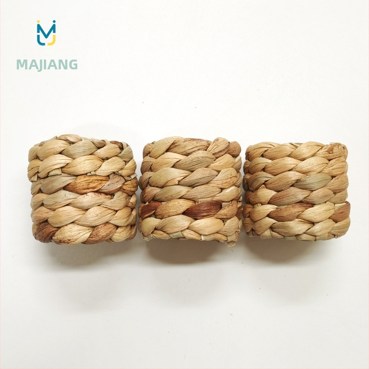 Ринг за салфетка, ръчно плетен от Hu Lu трева, прост стил, комплект 1 бр, опаковка: OPP пакет, за хотелска маса