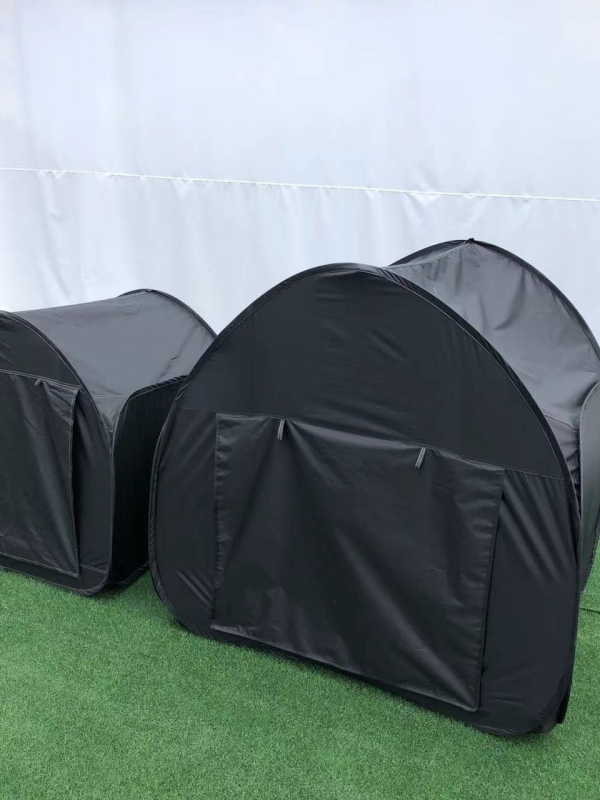 Iekštelpu saliekamā telts ar bumbu baseina aizsargu bērniem; vienslāņu konstrukcija, tērauda rāmis, Oxford audums, ūdensnecaurlaidība 2000–3000 mm