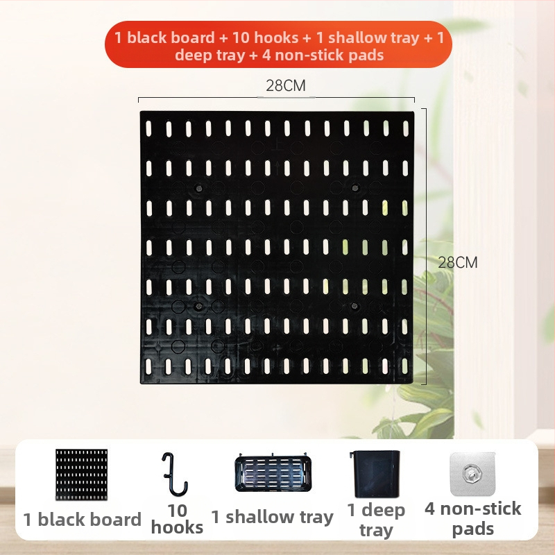 Επιτοίχιο ράφι αποθήκευσης από σφυρήλατο σίδερο με κυκλικές οπές για εργαλεία — μοντέρνος μινιμαλιστικός σχεδιασμός