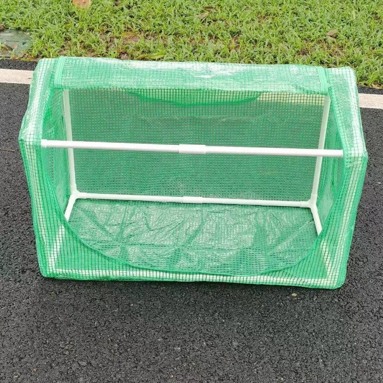 PVC šiltnamis sukulentams – izoliacija ir lietaus atsparumas, prekės ženklas Mika Flower Room, tinkamas sodui, balkonams ir lauke ant palangės