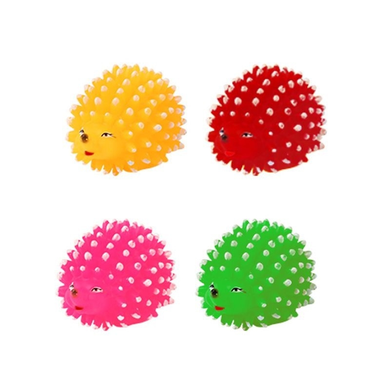 Дъвкалка за кучета – издръжлива играчка от телешка кожа за кученца и малки породи, топка и пръчка за дъвчене.