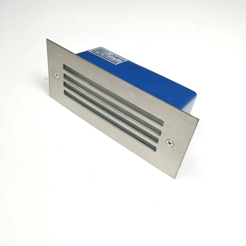 LED laiptų šviestuvas lauko įstatomas, modelis 2245, 220V įvestis, 10 LED, 110 lm, IP55