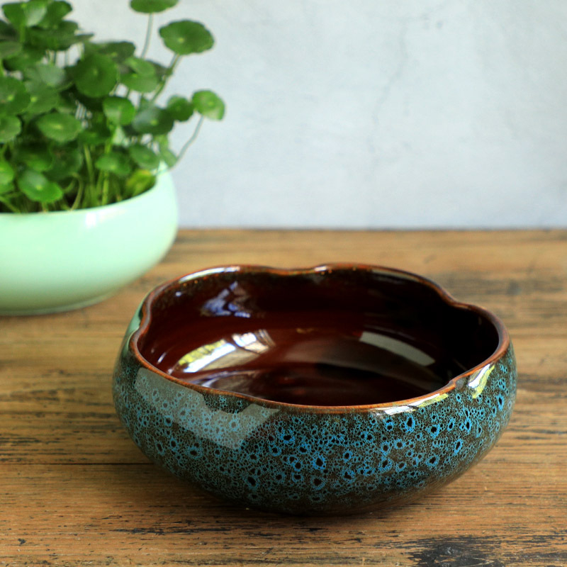 Keraminė gėlių vaza ant grindų – paprastas stilius, namų sodo naudojimui