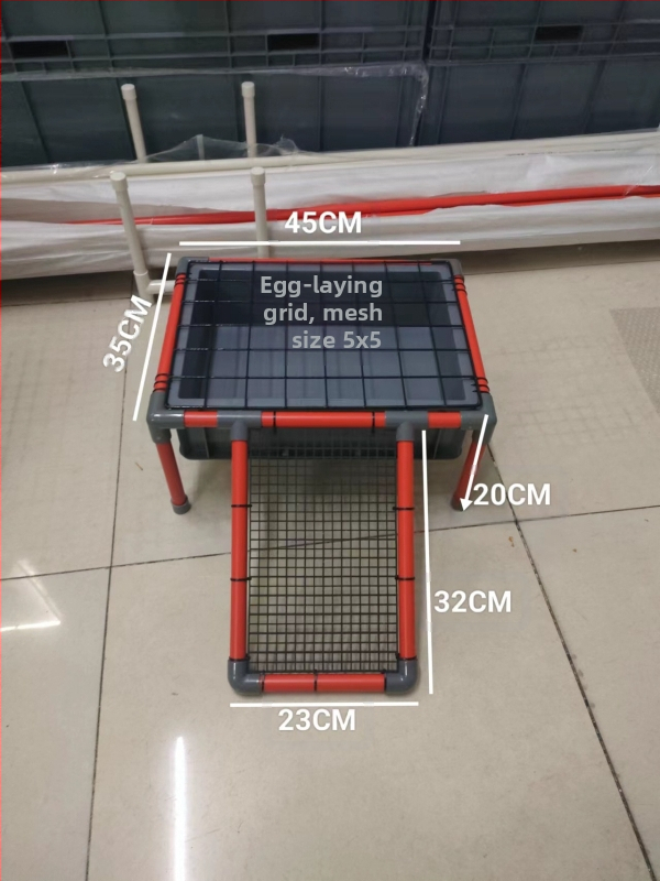 Костенуркова яйцекладна плоча с решетъчна платформа за почивка и арково укритие за размножаване