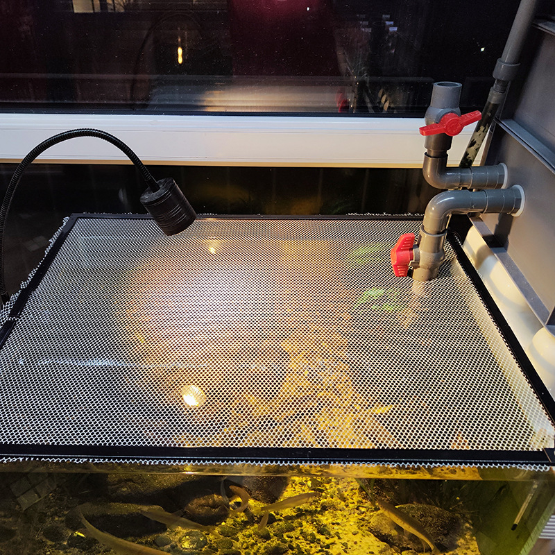 Antiizbēgšanas tīkla vāks akvārijiem un terārijiem | PVC tīkla vāciņš zivīm un bruņurupjiem (Materiāls: PVC; Lietošana: akvārijs/terārijs; Funkcija: pret izbēgšanu)